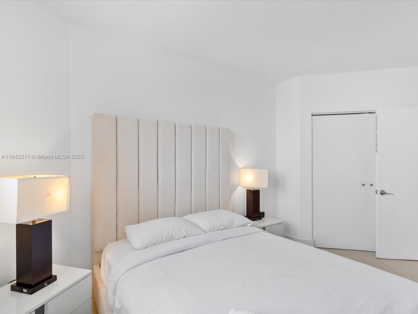 17375 Collins Ave # 808, Sunny Isles Beach FL 33160 — 18