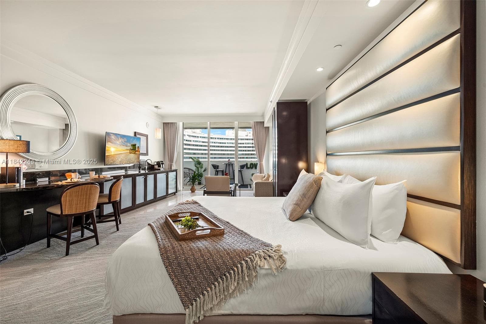 4391 Collins Ave # 802, Miami Beach FL 33140 — 36