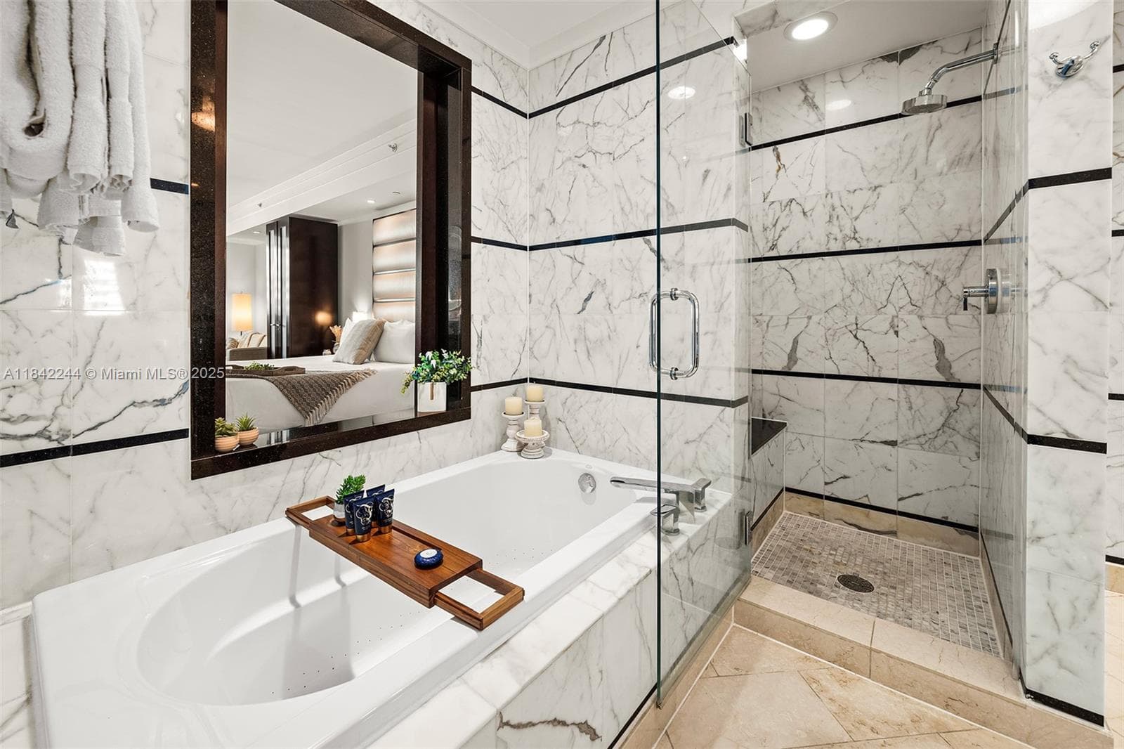 4391 Collins Ave # 802, Miami Beach FL 33140 — 37