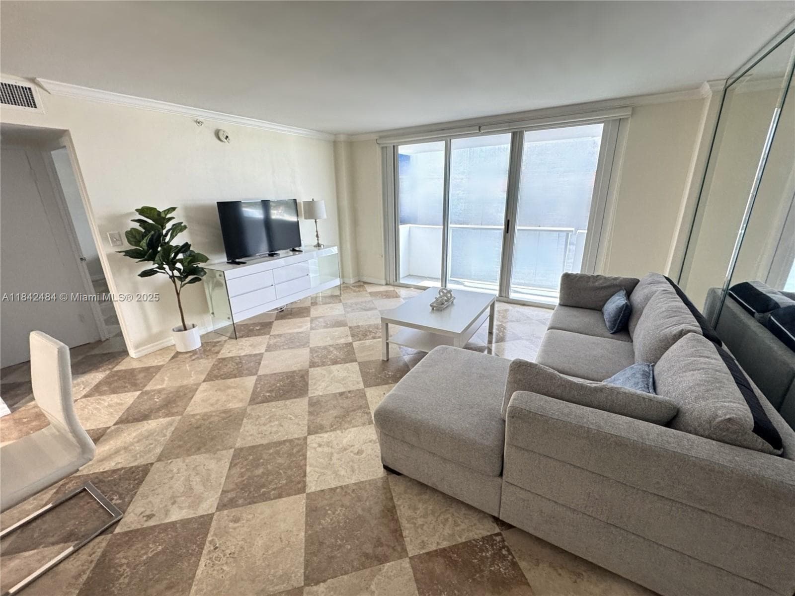 9195 Collins Ave # 912, Surfside FL 33154 — 2