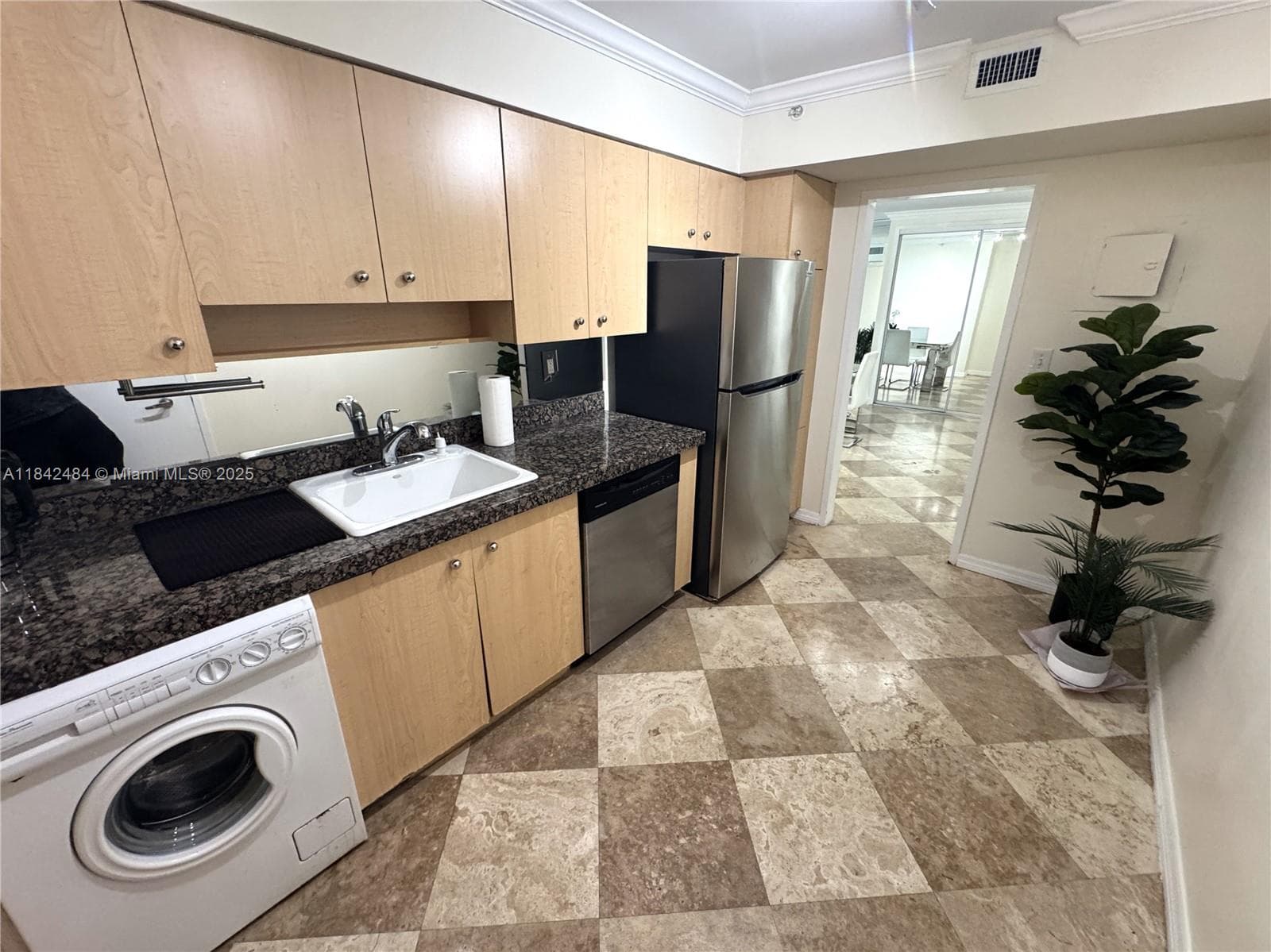 9195 Collins Ave # 912, Surfside FL 33154 — 5