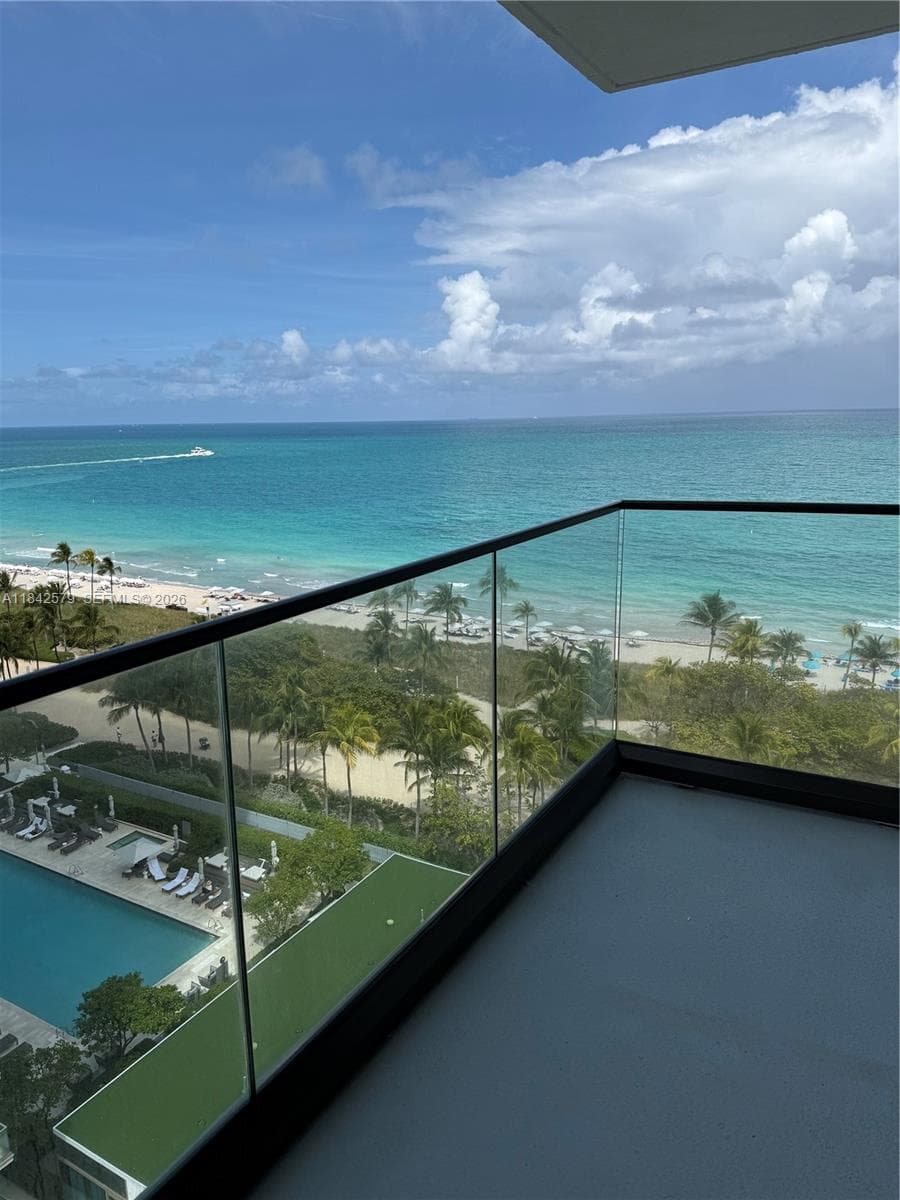 10185 NE Collins Ave # 1220, Bal Harbour FL 33154 — 1