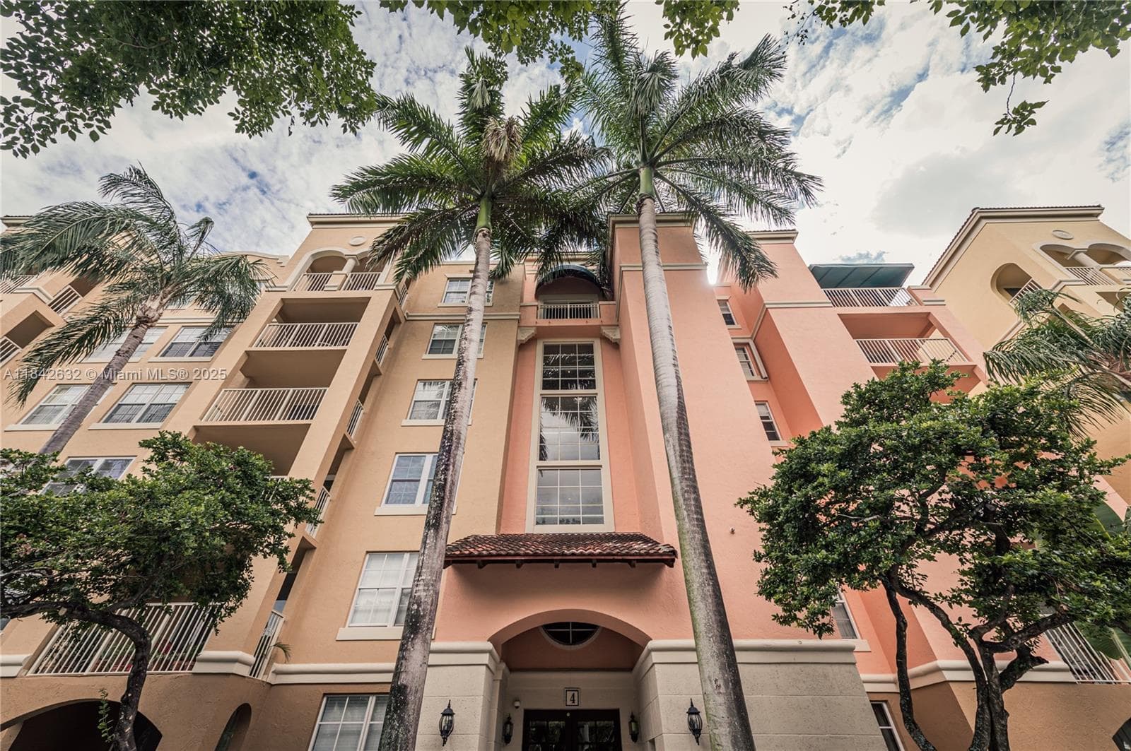 19801 E Country Club Dr # 4303, Aventura FL 33180 — 52