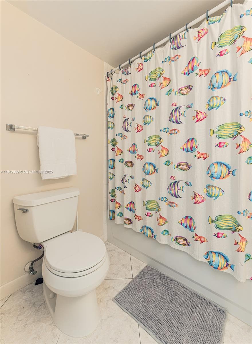 19801 E Country Club Dr # 4303, Aventura FL 33180 — 32