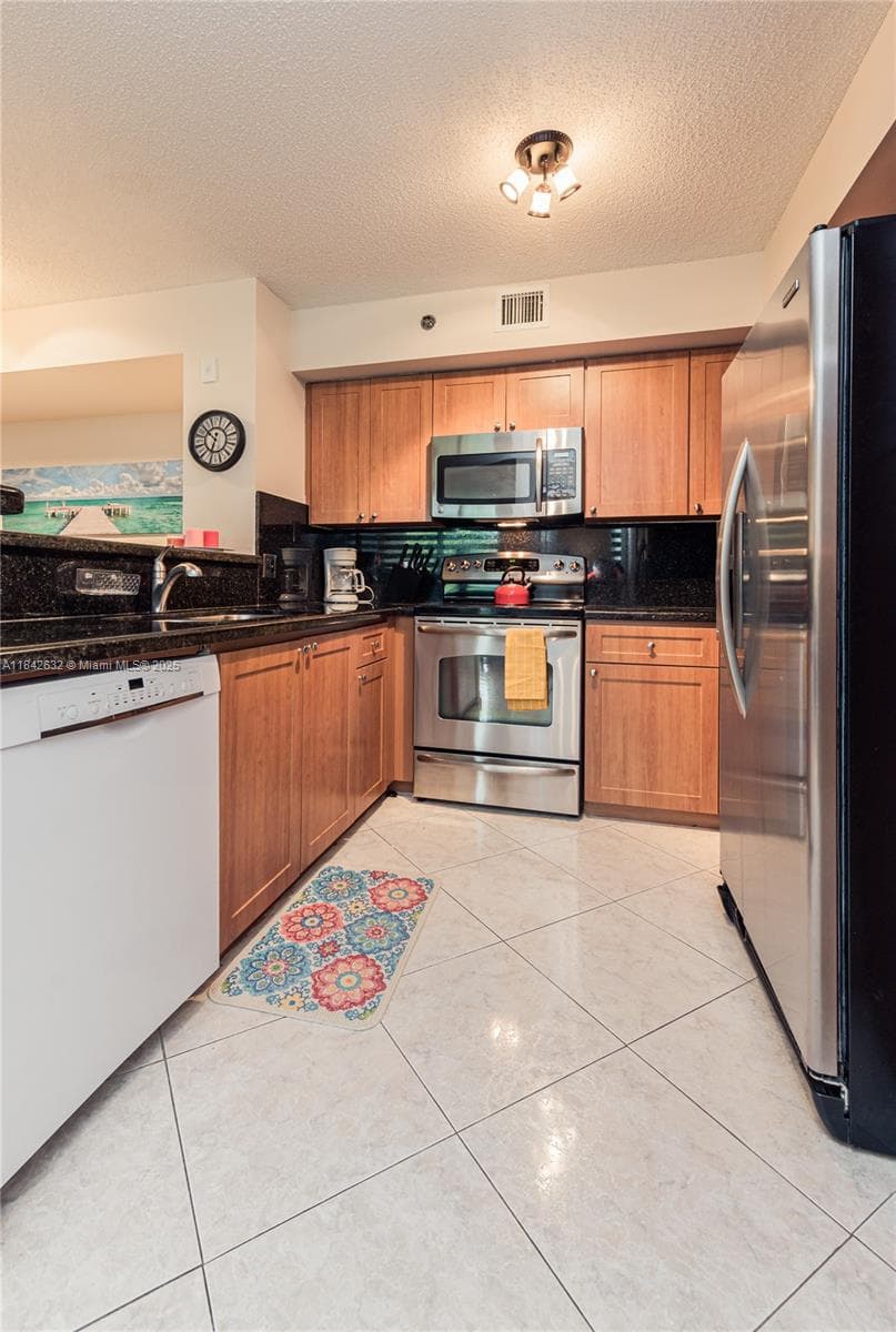 19801 E Country Club Dr # 4303, Aventura FL 33180 — 15
