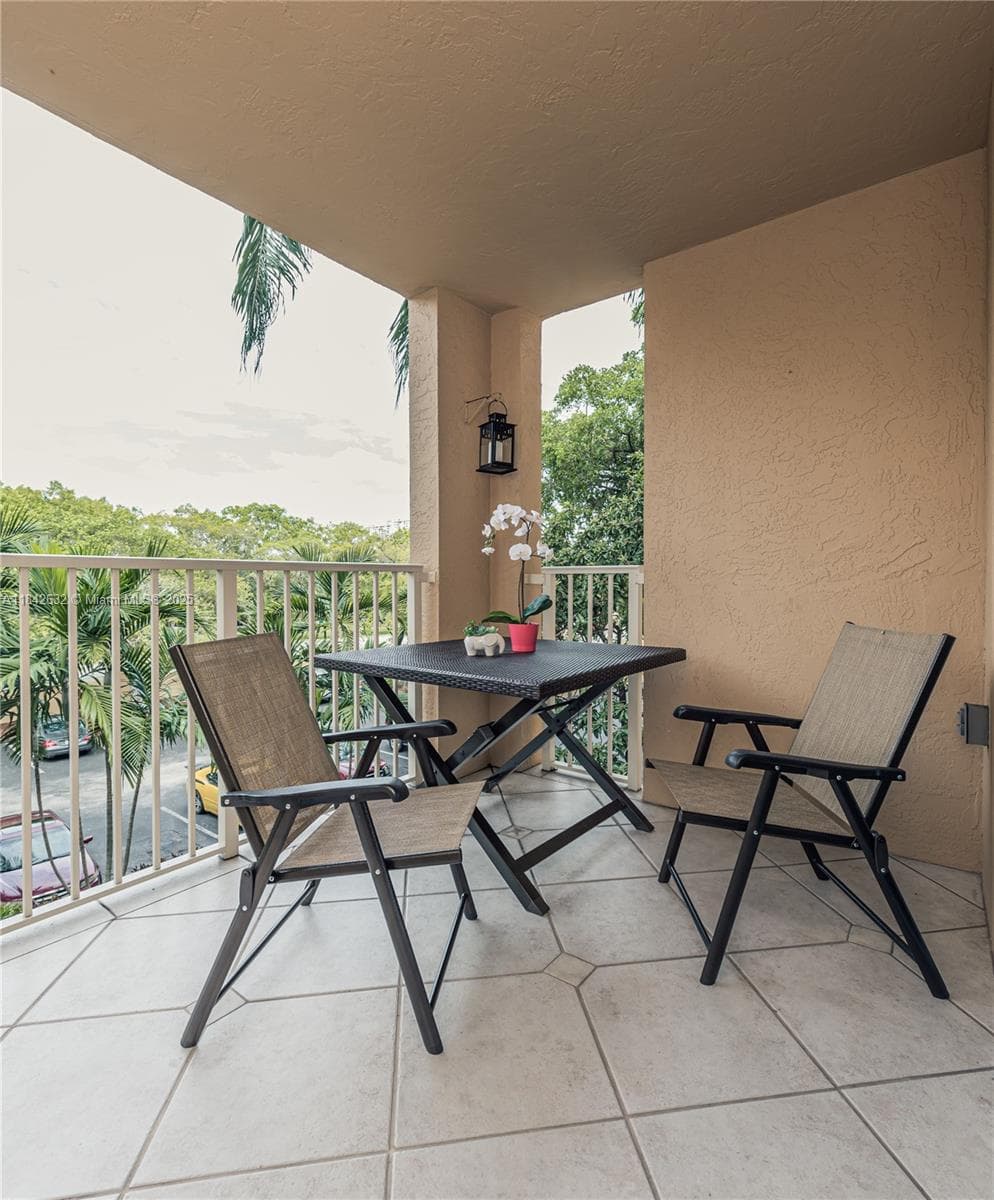 19801 E Country Club Dr # 4303, Aventura FL 33180 — 35