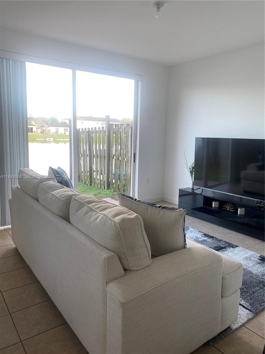 991 NE 42nd Ave # 0, Homestead FL 33033 — 5