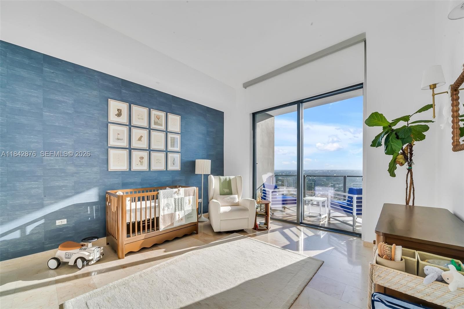 88 SW 7th St # 4004, Miami FL 33130 — 14
