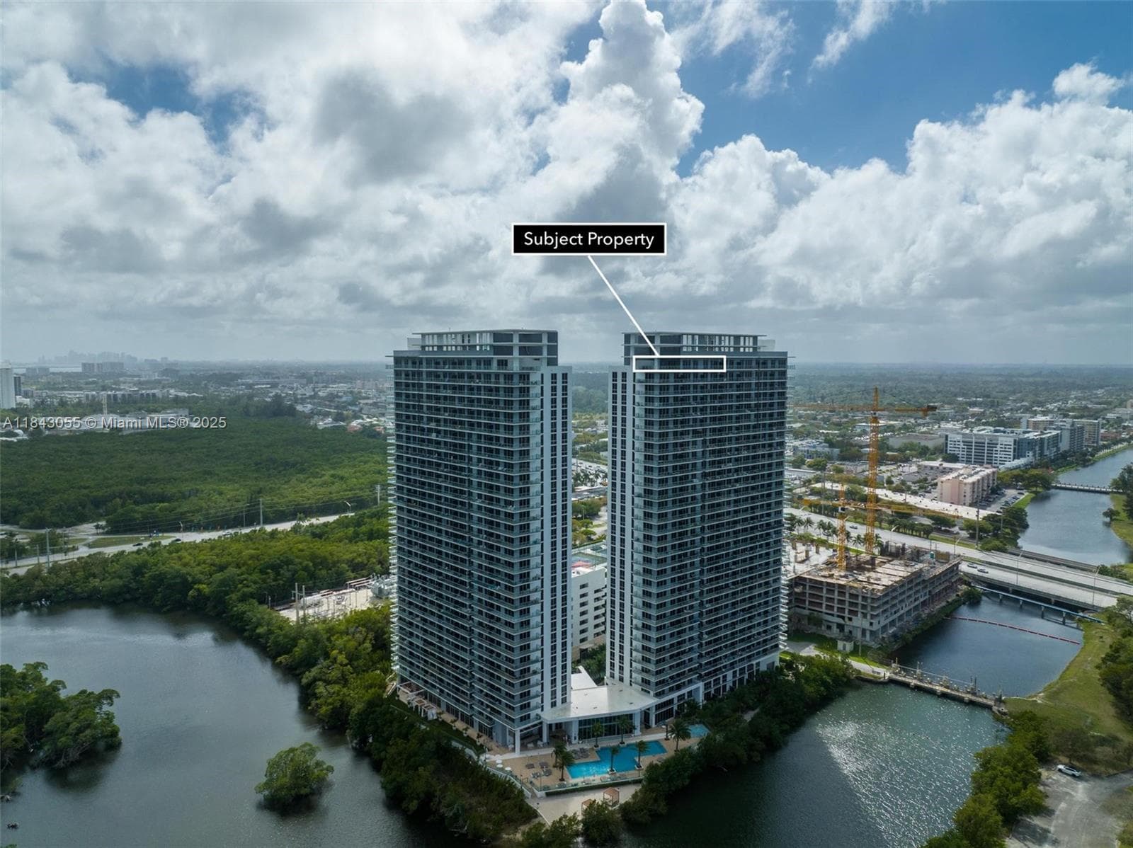 16385 Biscayne Blvd # 4, North Miami Beach FL 33160 — 7