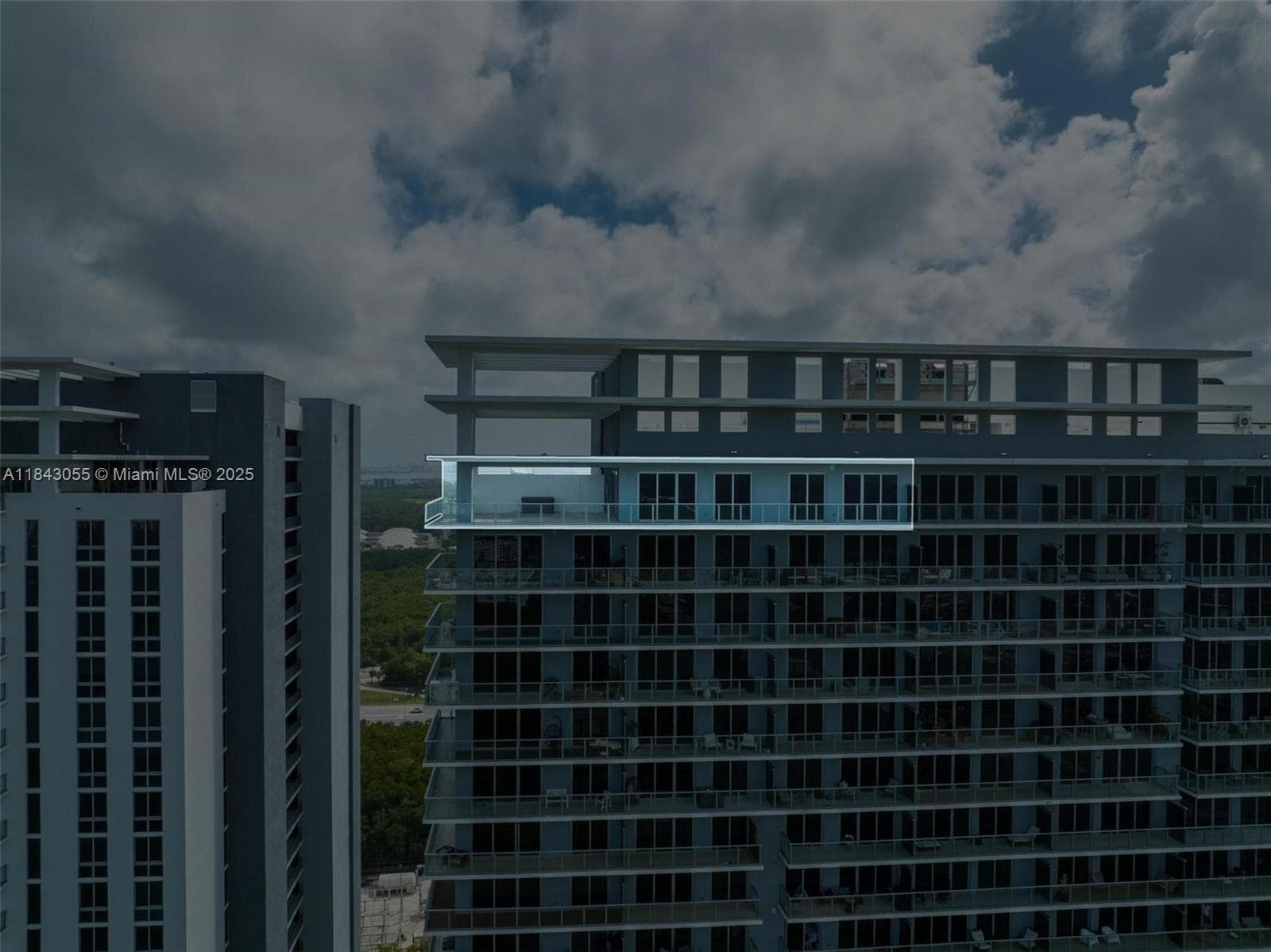 16385 Biscayne Blvd # 4, North Miami Beach FL 33160 — 4