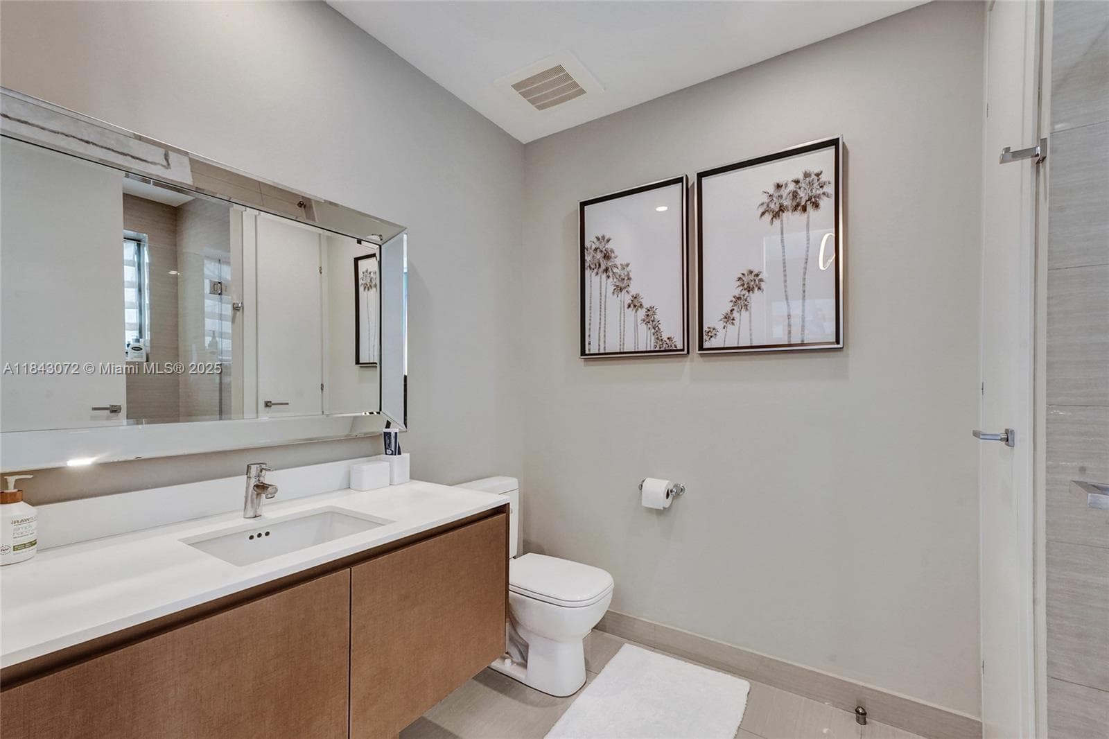 3250 NE 188th St # 402, Aventura FL 33180 — 16