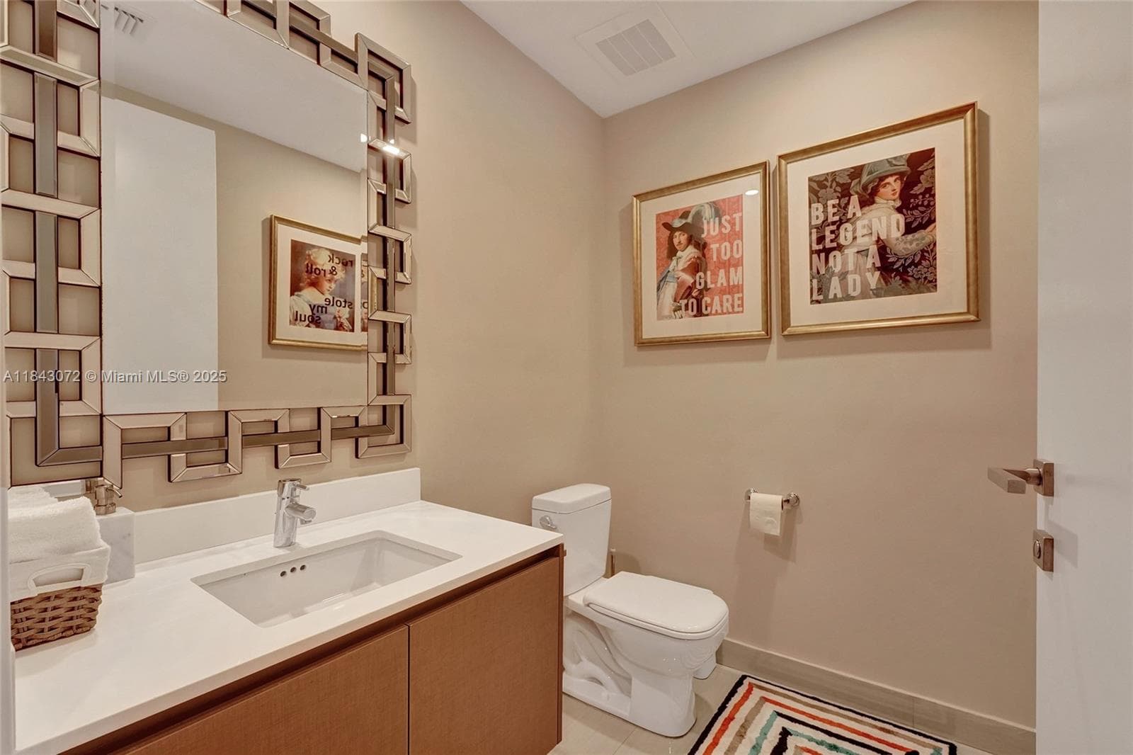 3250 NE 188th St # 402, Aventura FL 33180 — 12