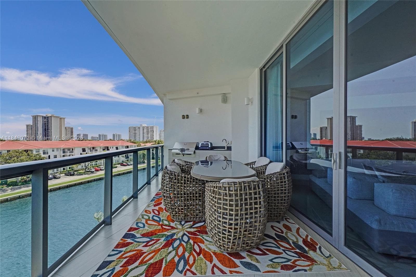 3250 NE 188th St # 402, Aventura FL 33180 — 36