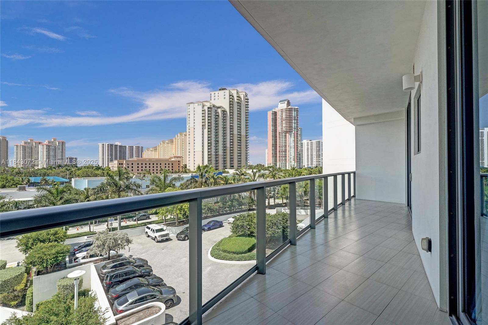 3250 NE 188th St # 402, Aventura FL 33180 — 41
