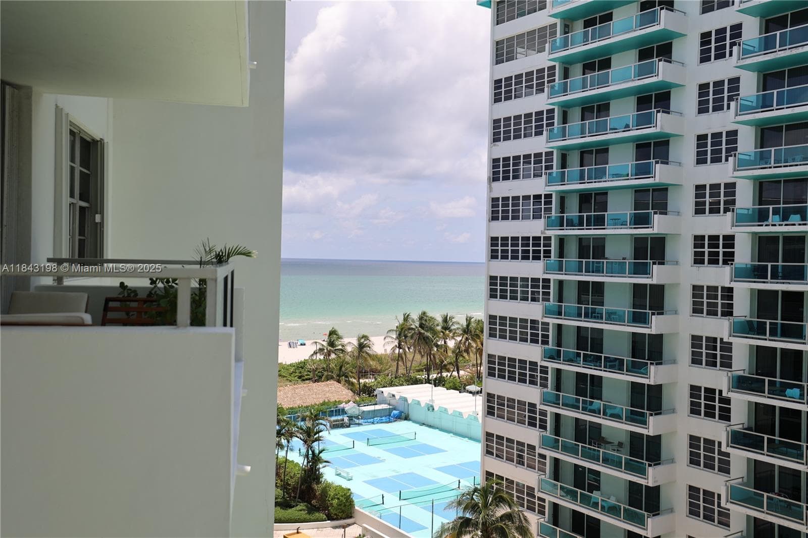5151 Collins Ave # 927, Miami Beach FL 33140 — 17