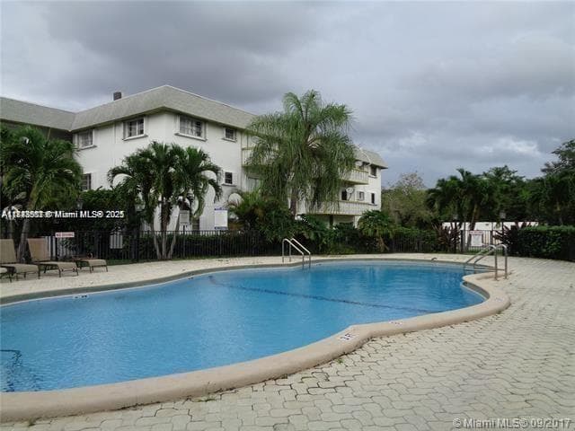 15205 NE 6th Ave # D212, Miami FL 33162 — 16