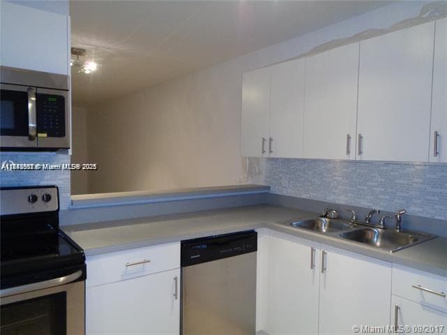 15205 NE 6th Ave # D212, Miami FL 33162 — 14