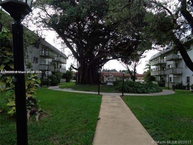 15205 NE 6th Ave # D212, Miami FL 33162 — 18