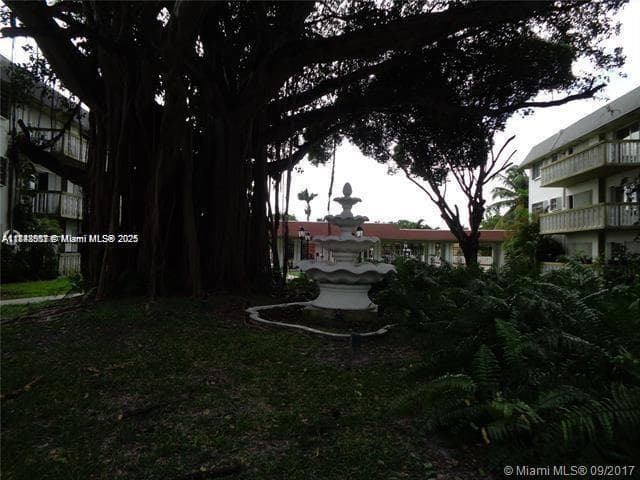 15205 NE 6th Ave # D212, Miami FL 33162 — 19