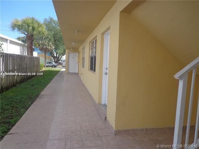 16150 NE 21st Ave # 1B, North Miami Beach FL 33162 — 2