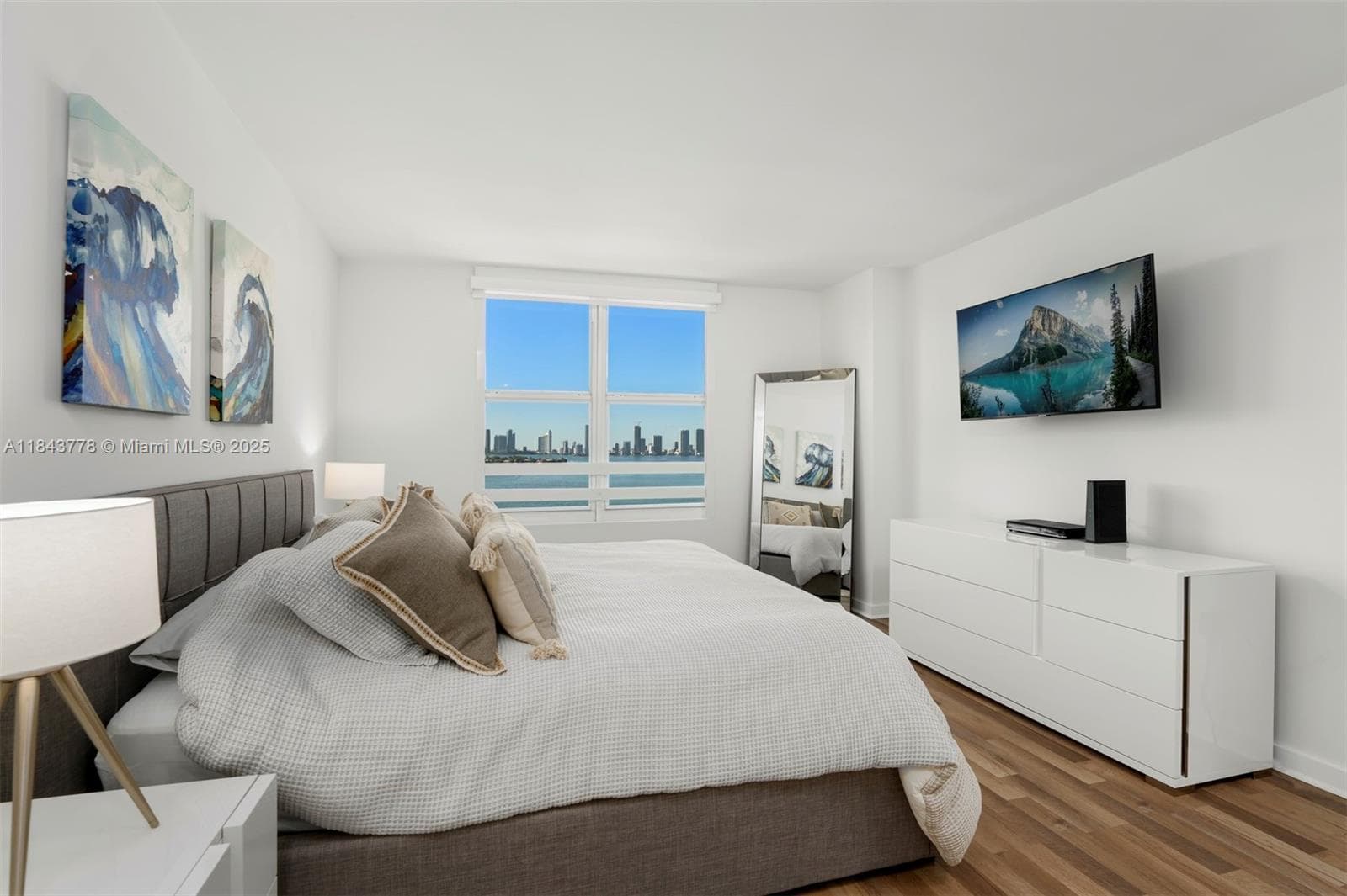 1800 Sunset Harbour Dr # 1208, Miami Beach FL 33139 — 23