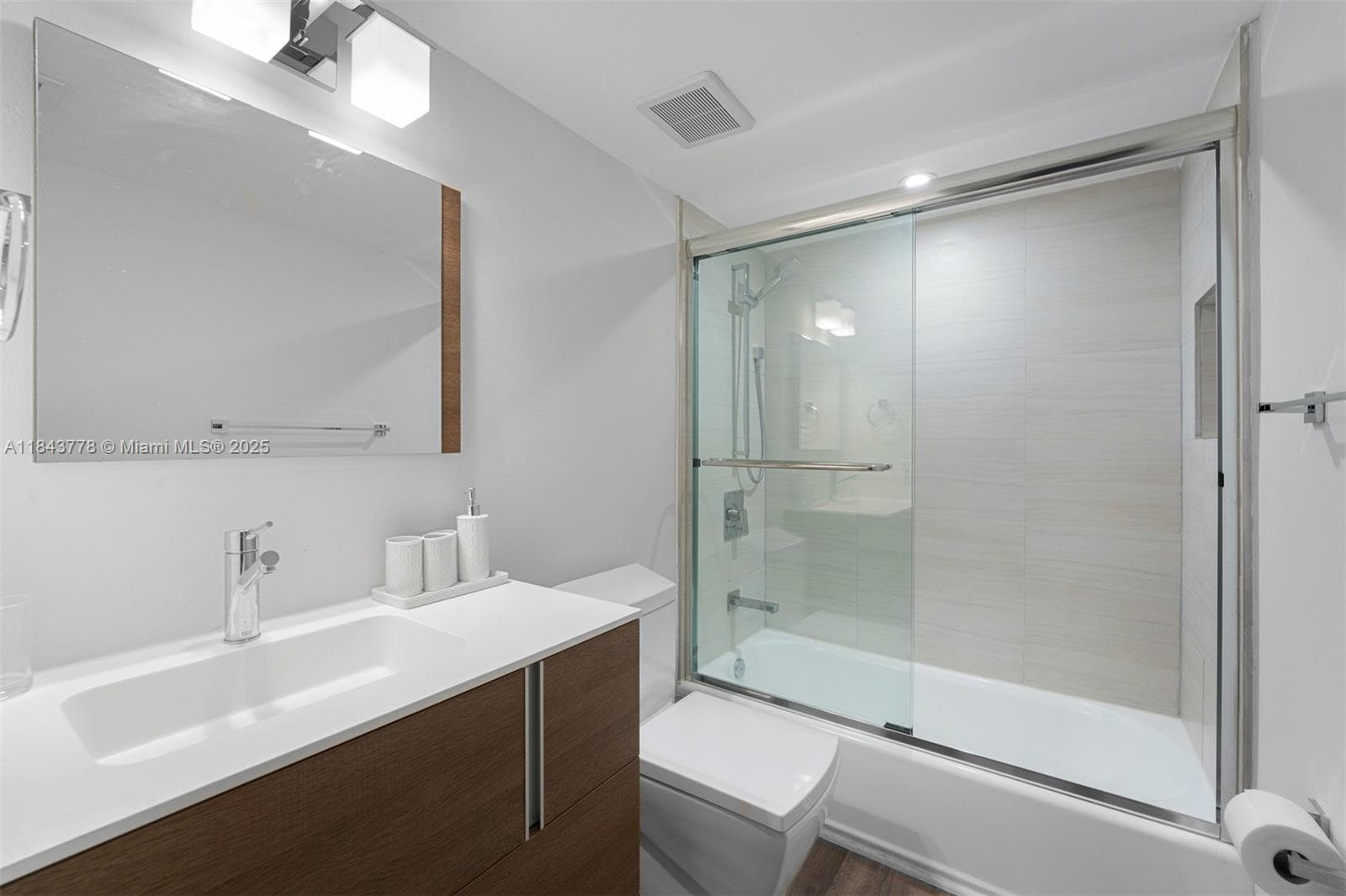 1800 Sunset Harbour Dr # 1208, Miami Beach FL 33139 — 20
