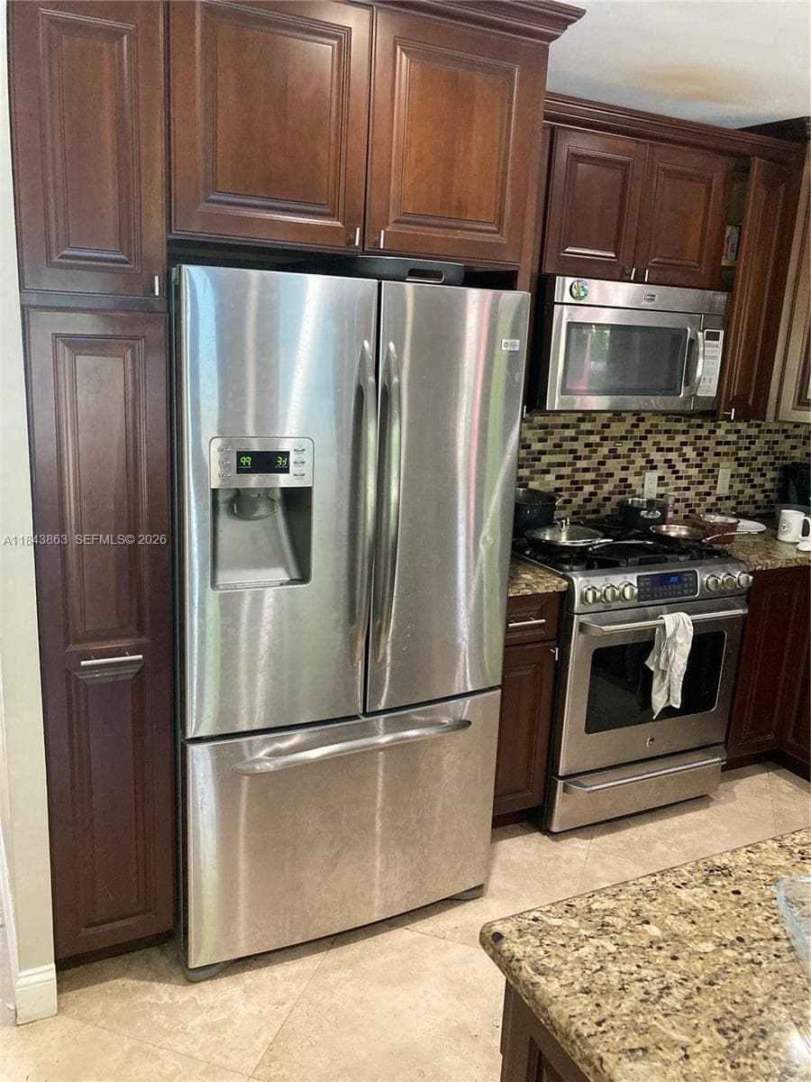 10801 SW 123rd St, Miami FL 33176 — 5