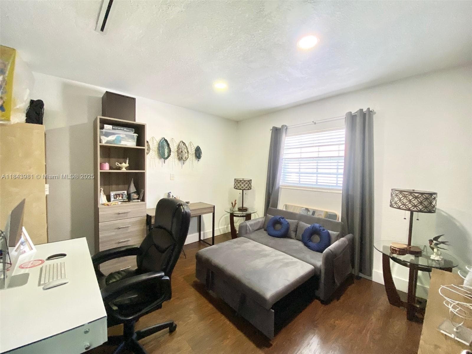 739 NW 112th St, Miami FL 33168 — 23