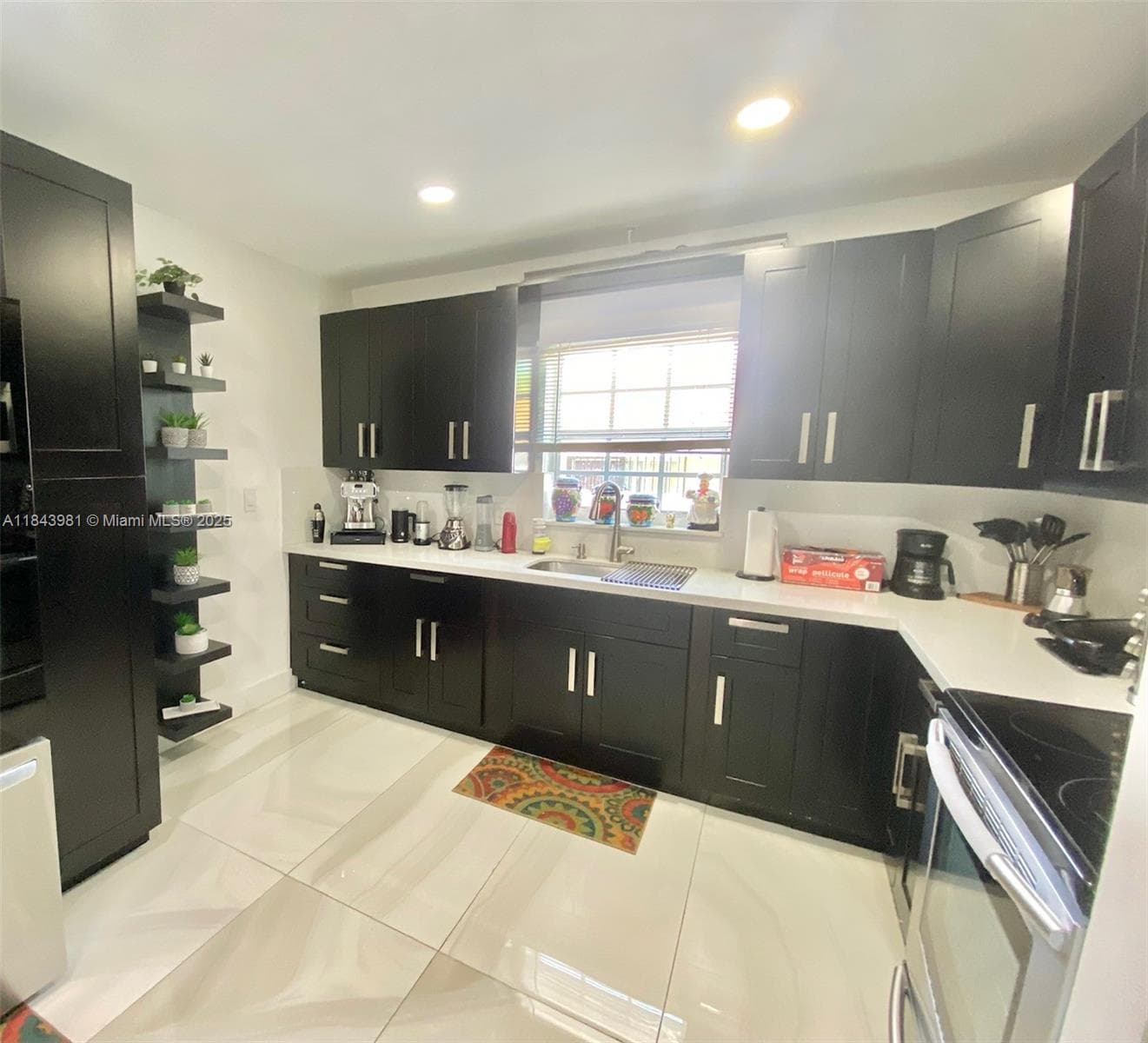 739 NW 112th St, Miami FL 33168 — 7