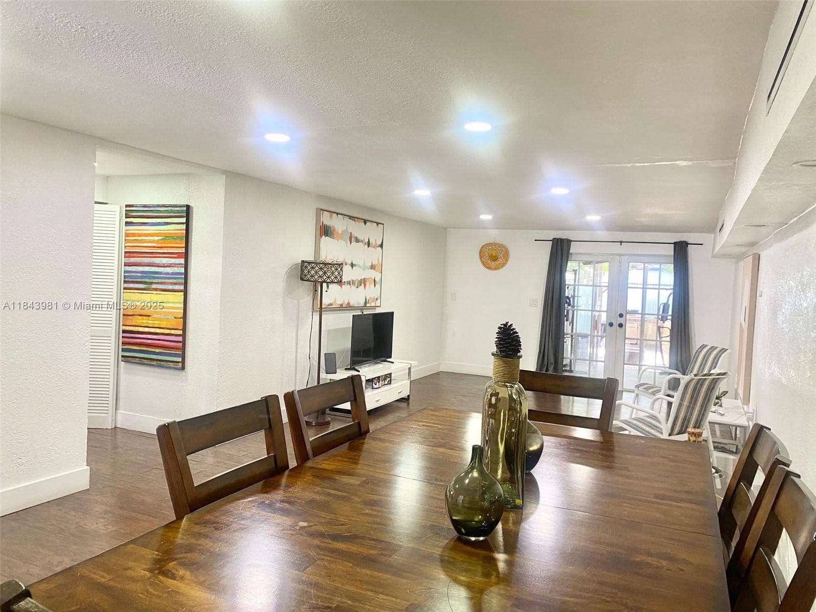 739 NW 112th St, Miami FL 33168 — 18