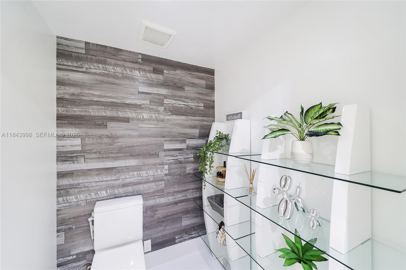 300 Sunny Isles Blvd # 2203, Sunny Isles Beach FL 33160 — 38