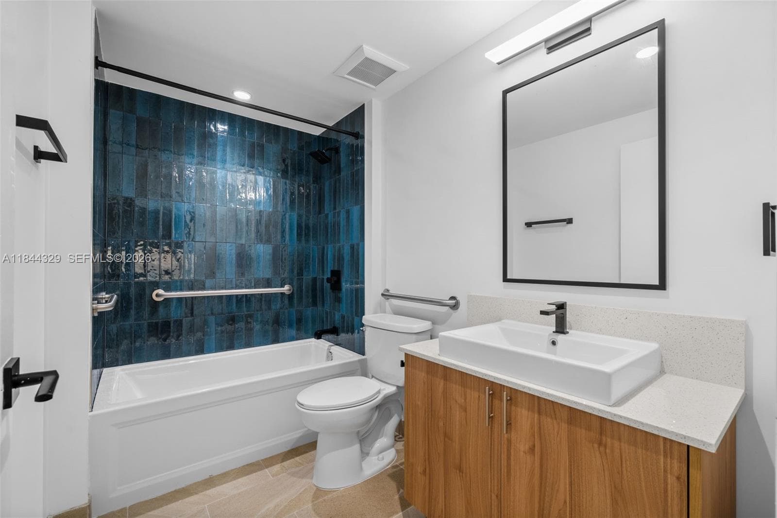 650 SW 1st St # 103, Miami FL 33130 — 10