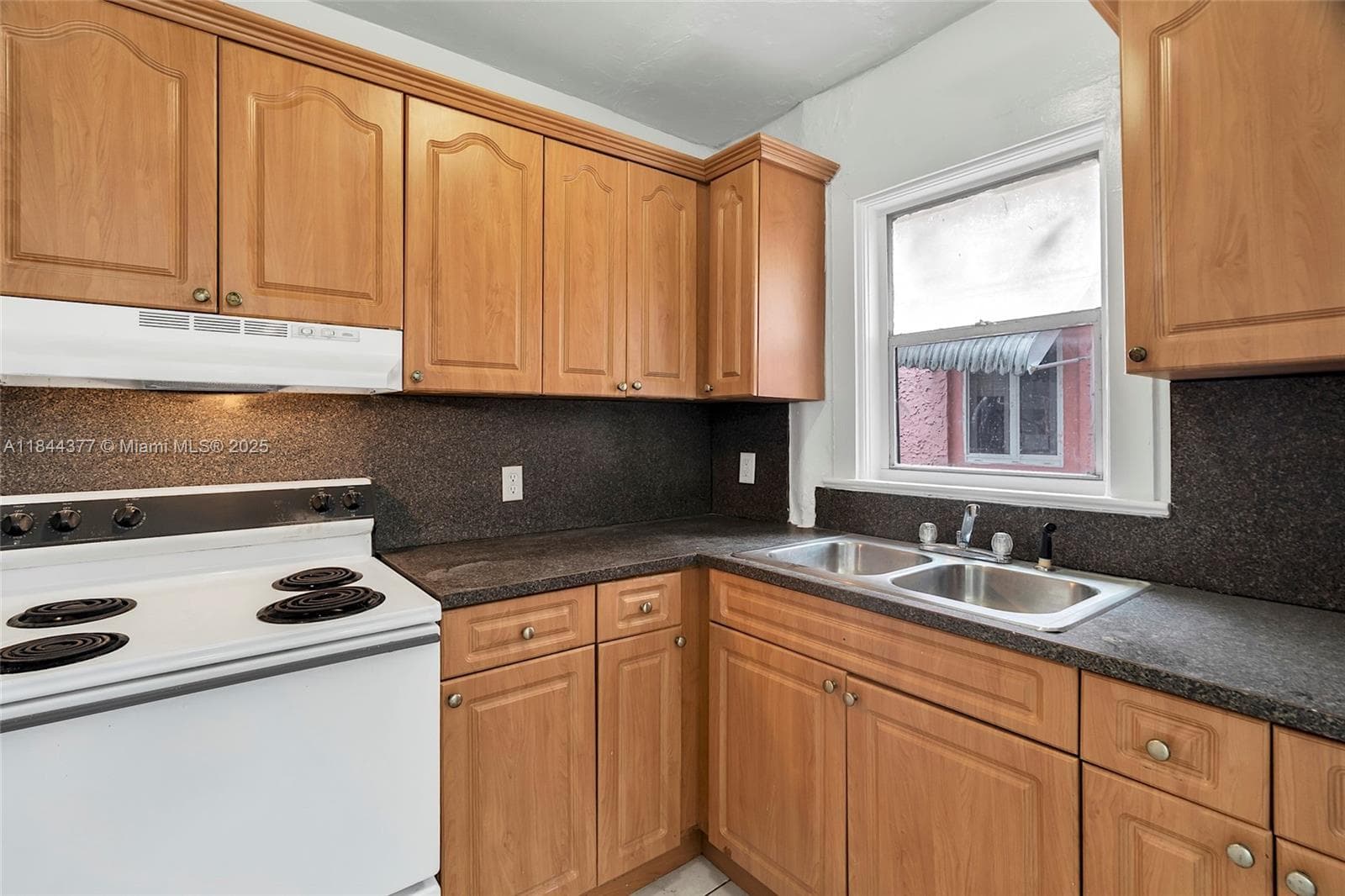 1137 NW 29th Ter # 1130, Miami FL 33127 — 12