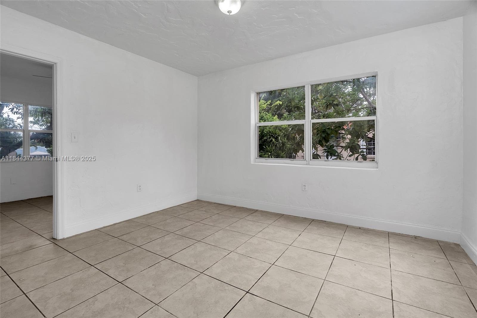 1137 NW 29th Ter # 1130, Miami FL 33127 — 25