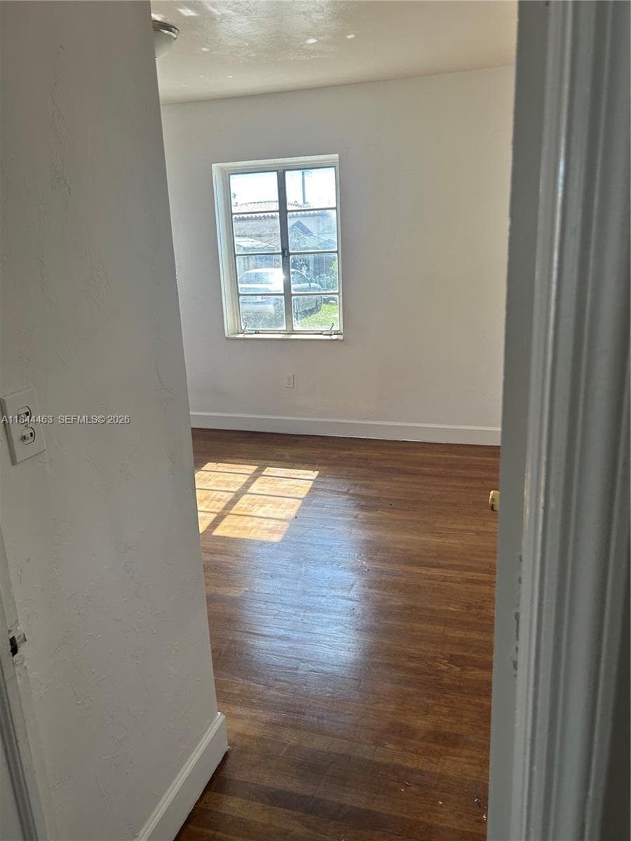 876 SW 2nd St, Miami FL 33130 — 13