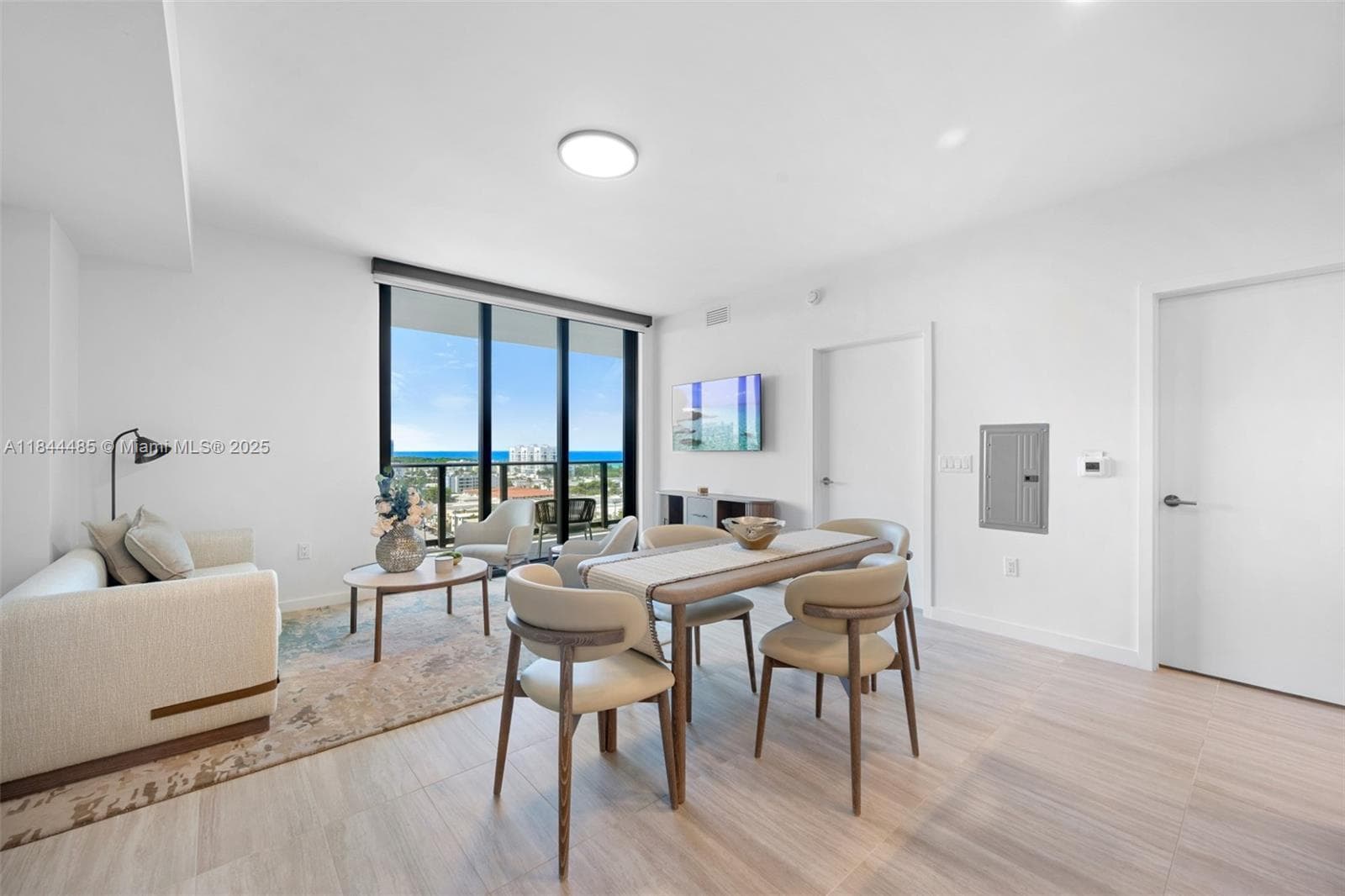580 72nd St # 1009, Miami Beach FL 33141 — 2