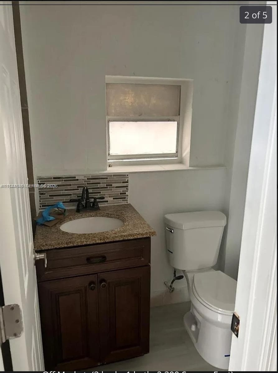 2215 NW 33rd St, Miami FL 33142 — 6