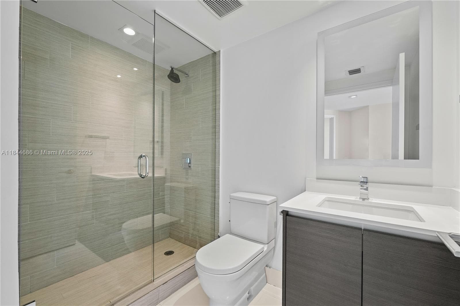 300 Sunny Isles Blvd # 1107, Sunny Isles Beach FL 33160 — 17