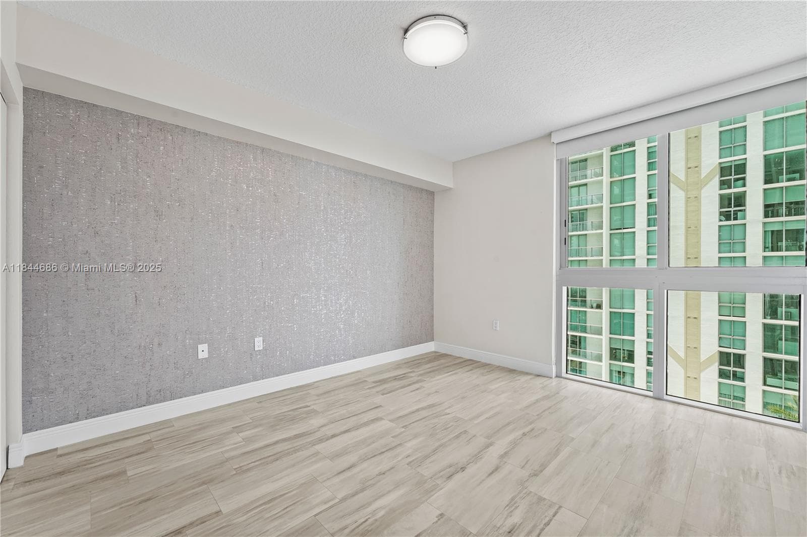 300 Sunny Isles Blvd # 1107, Sunny Isles Beach FL 33160 — 16