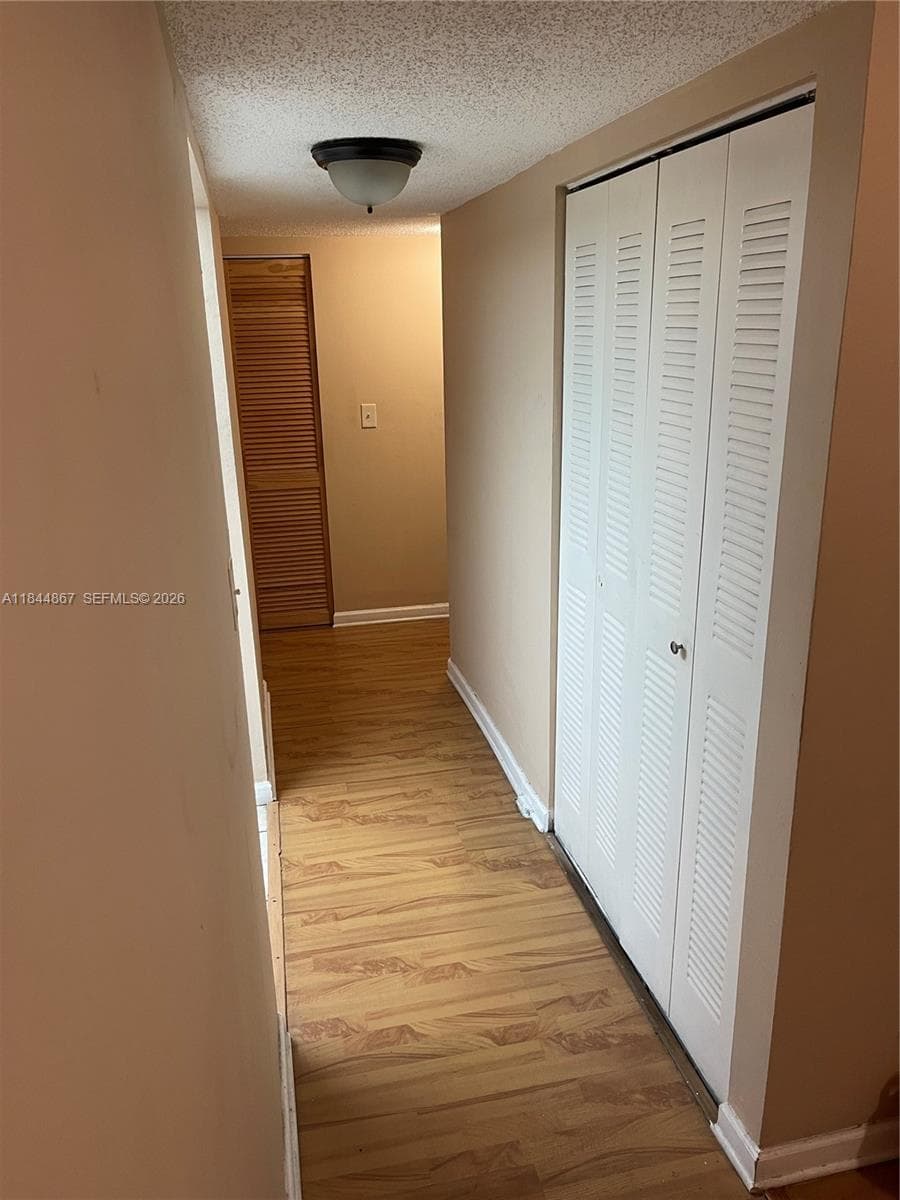 9359 Fontainebleau Blvd # F301, Miami FL 33172 — 2