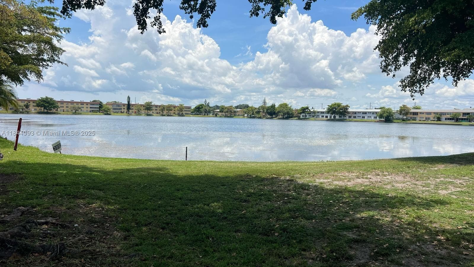 19080 NE 3rd Ct # 307, Miami FL 33179 — 2