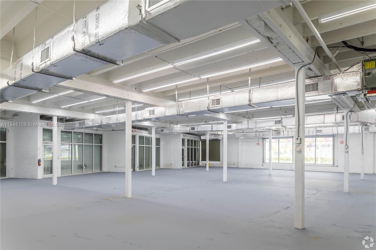 2090 NW 21st St, Miami FL 33142 — 7