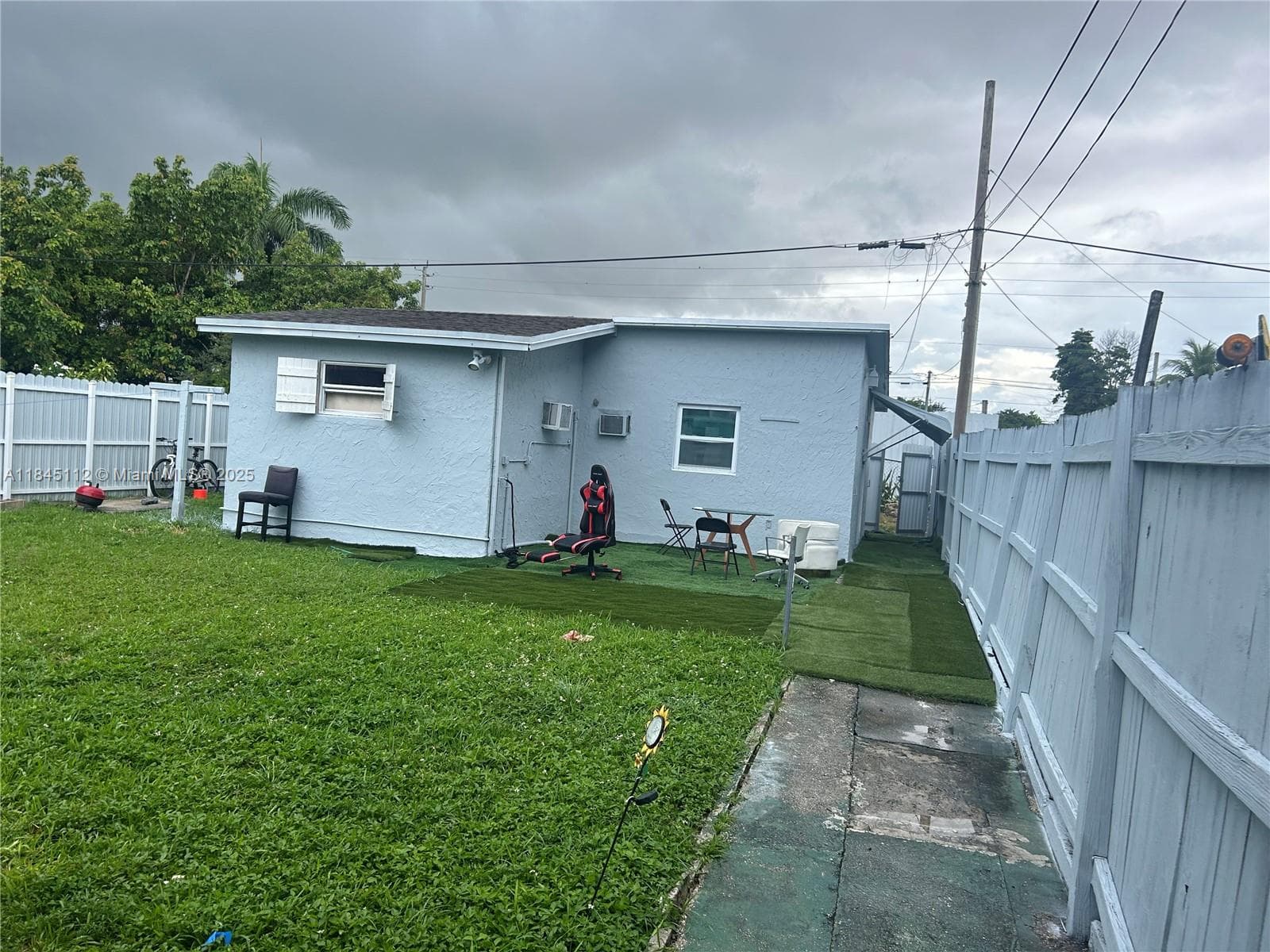 2708 NW 22nd Ct, Miami FL 33142 — 3