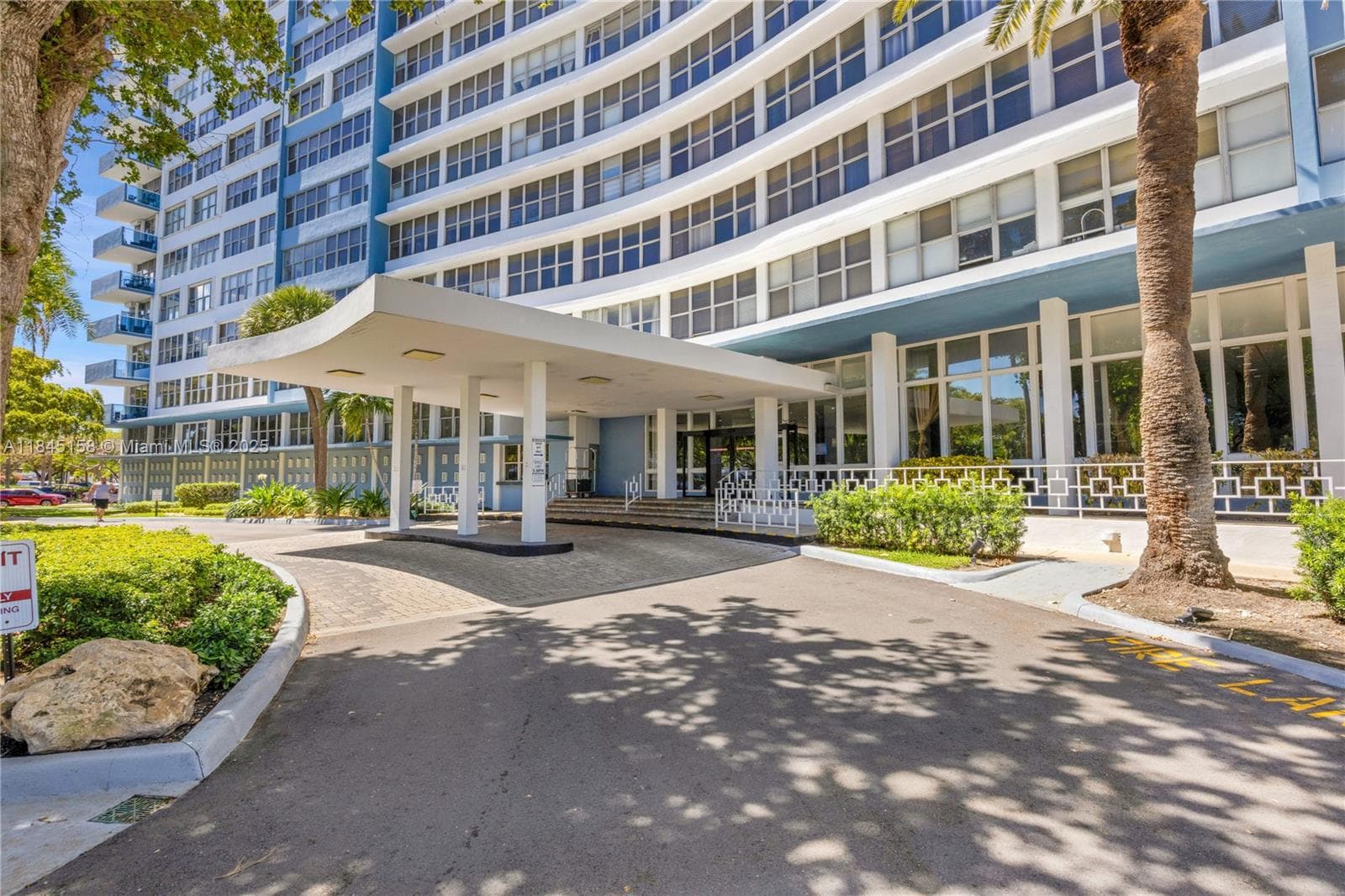 7441 Wayne Ave # 15E, Miami Beach FL 33141 — 13
