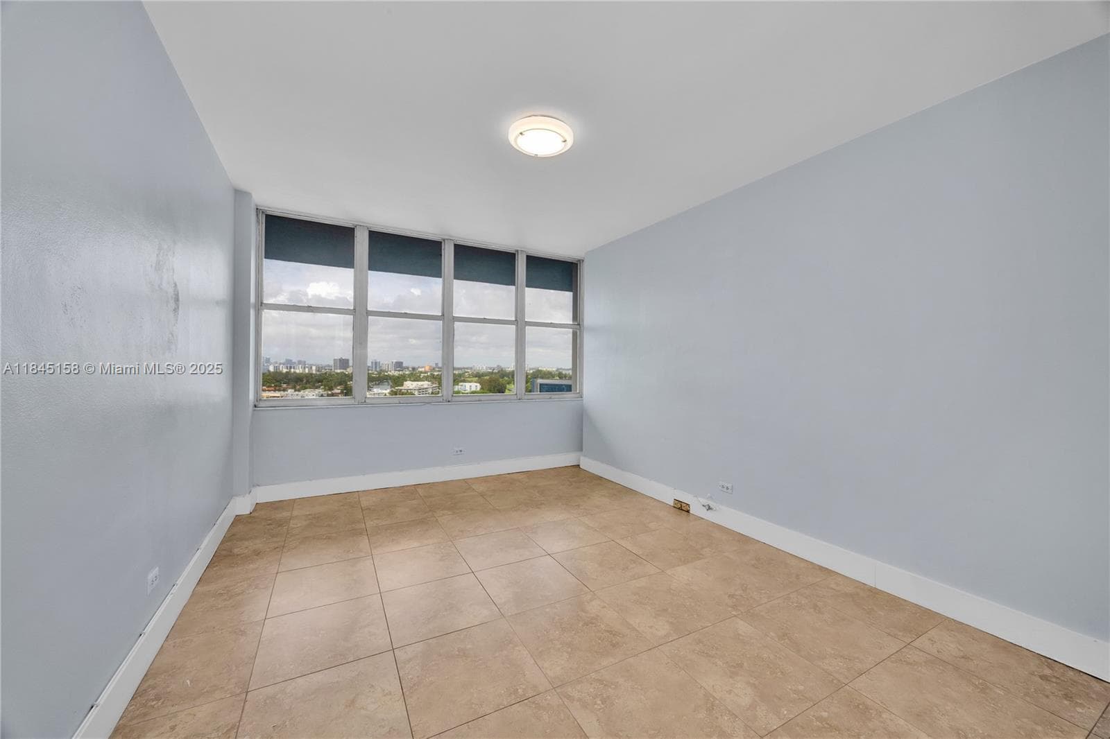 7441 Wayne Ave # 15E, Miami Beach FL 33141 — 8