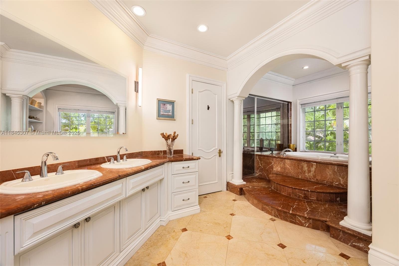 0 7245 SW 104th St, Pinecrest FL 33156 — 60