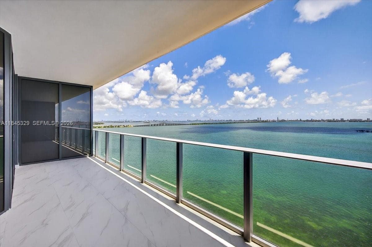 700 NE 24th Street # 1405, Miami FL 33137 — 18