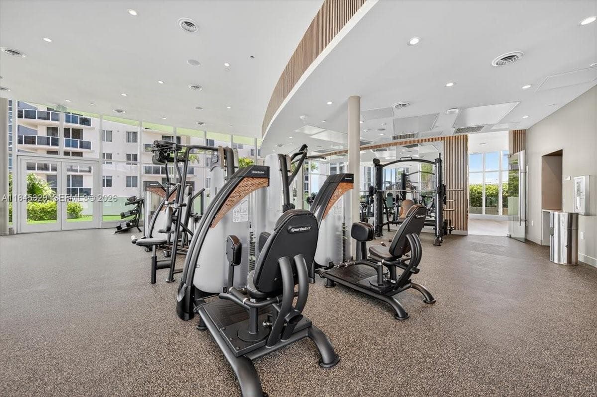 700 NE 24th Street # 1405, Miami FL 33137 — 29
