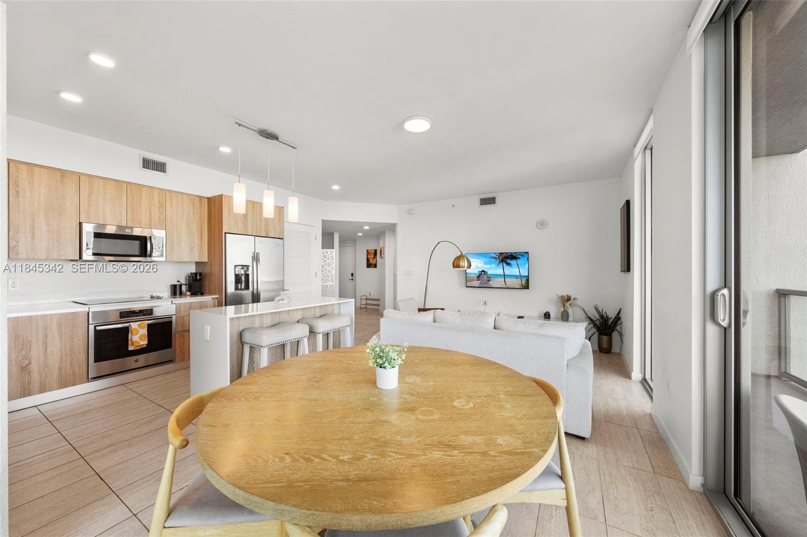 3900 Biscayne Blvd # 400, Miami FL 33137 — 6
