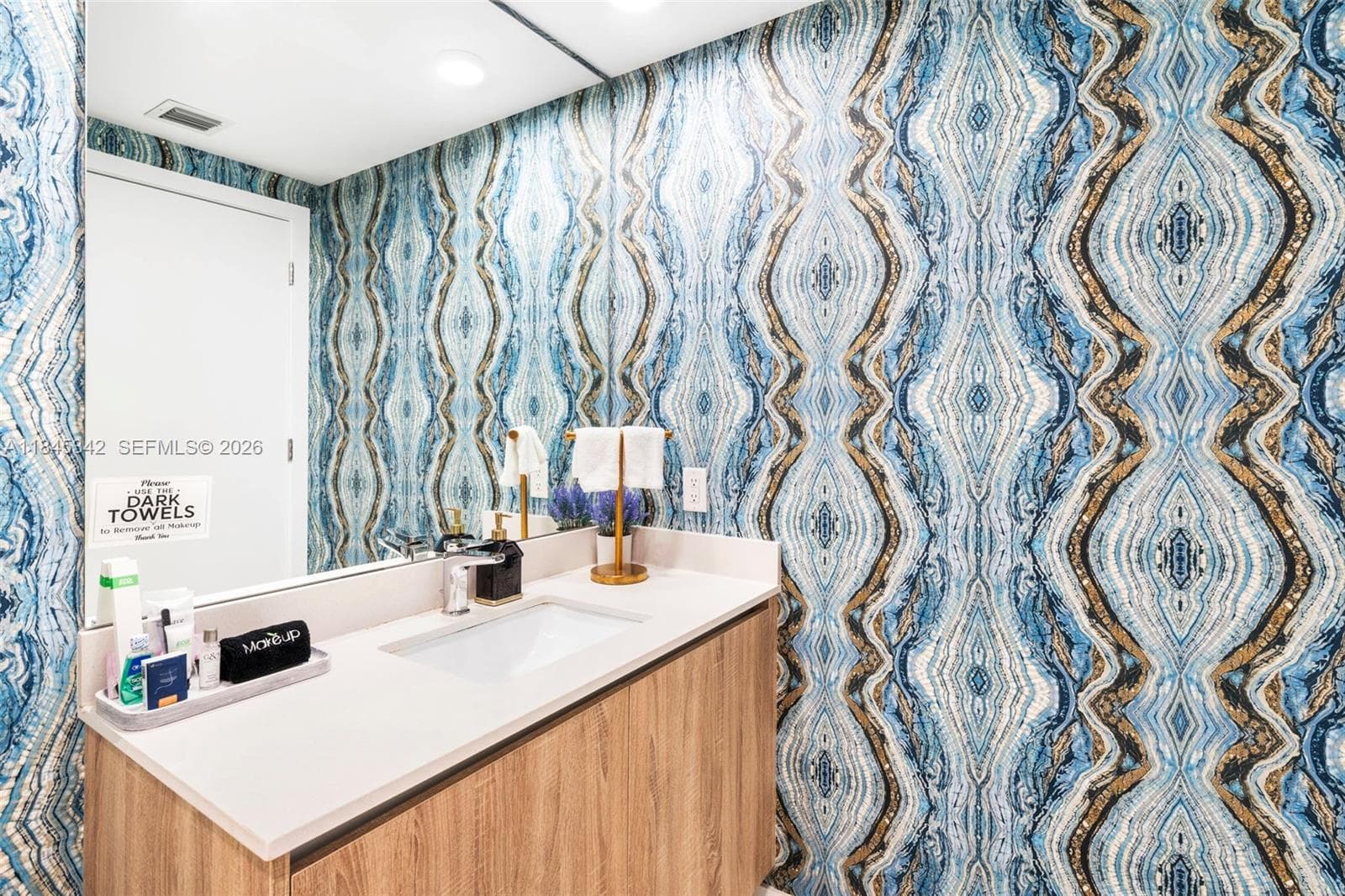 3900 Biscayne Blvd # 400, Miami FL 33137 — 17